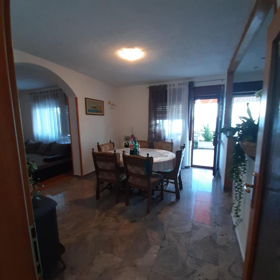 Apartman Nora Omiš Kültér fotó