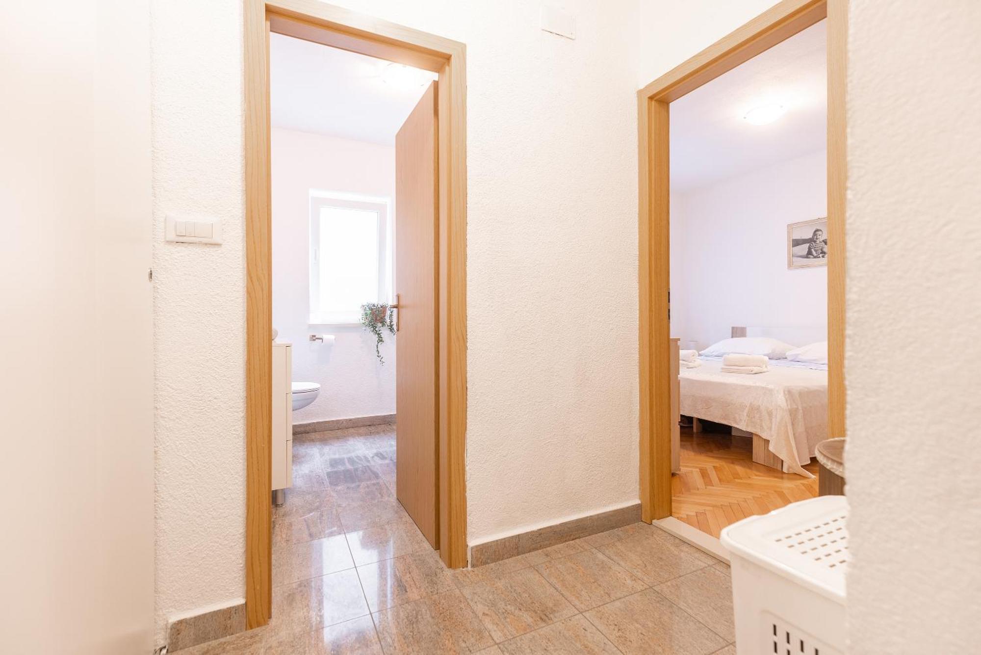 Apartman Nora Omiš Kültér fotó
