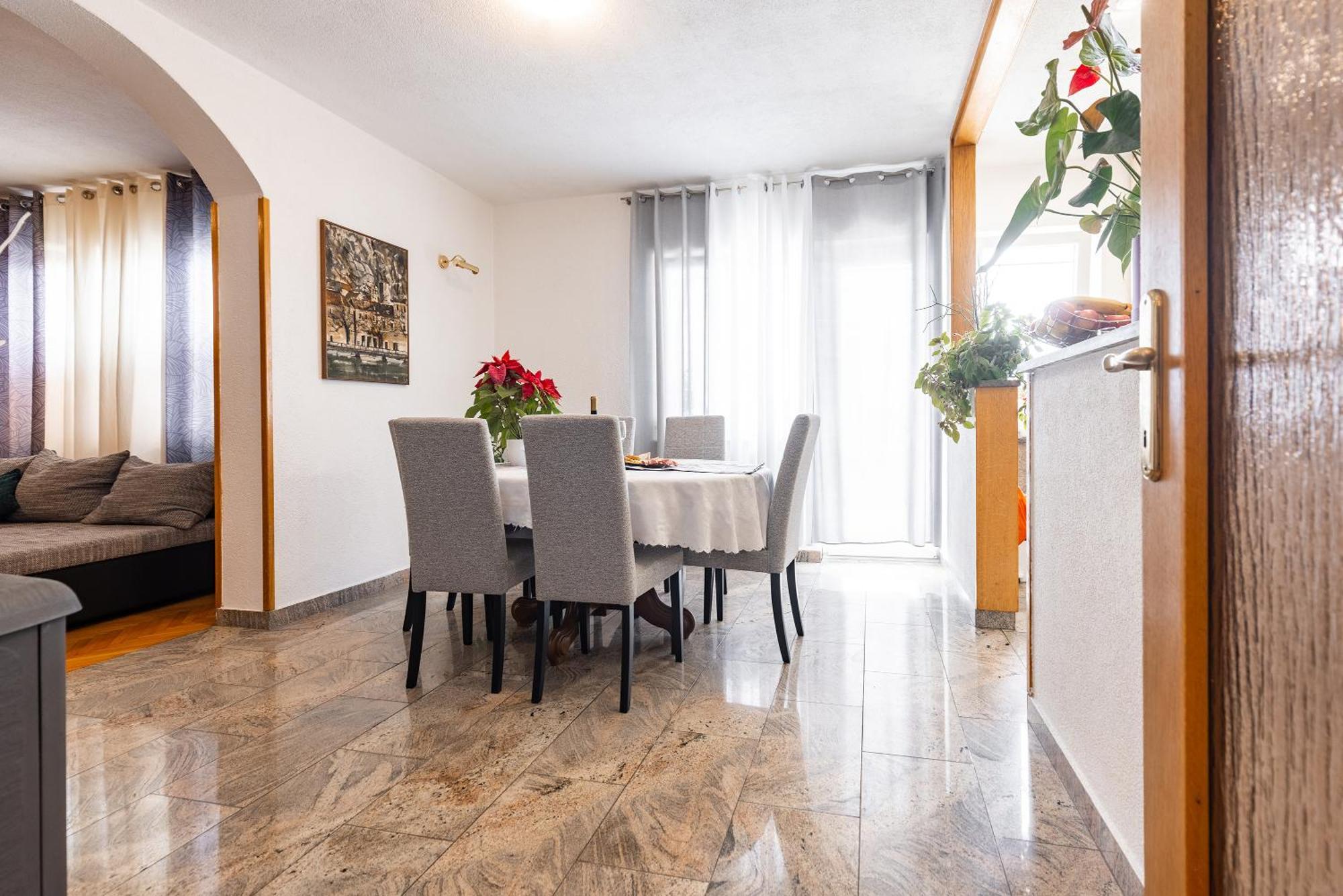 Apartman Nora Omiš Kültér fotó