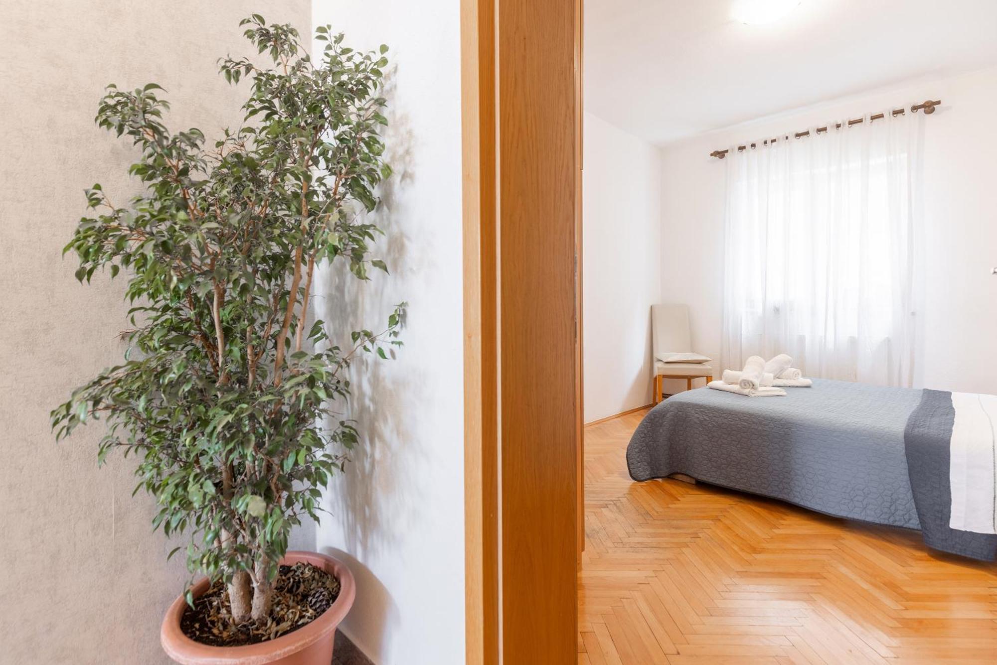 Apartman Nora Omiš Kültér fotó
