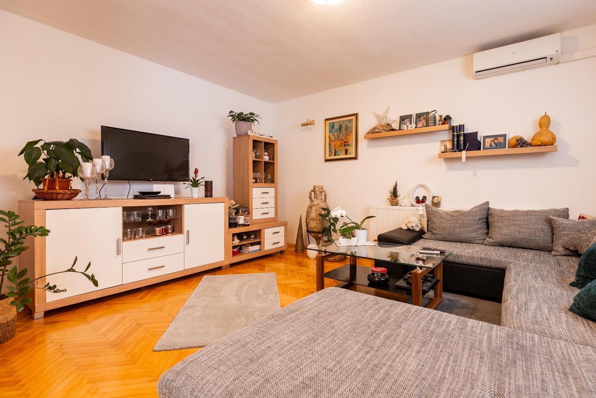 Apartman Nora Omiš Kültér fotó
